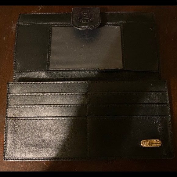 Fendi Card Holder - Picture 2 of 4